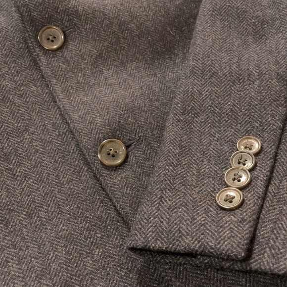 Ben Sherman Men’s Navy Chevron Pattern Blazer (S) - Picture 3 of 4